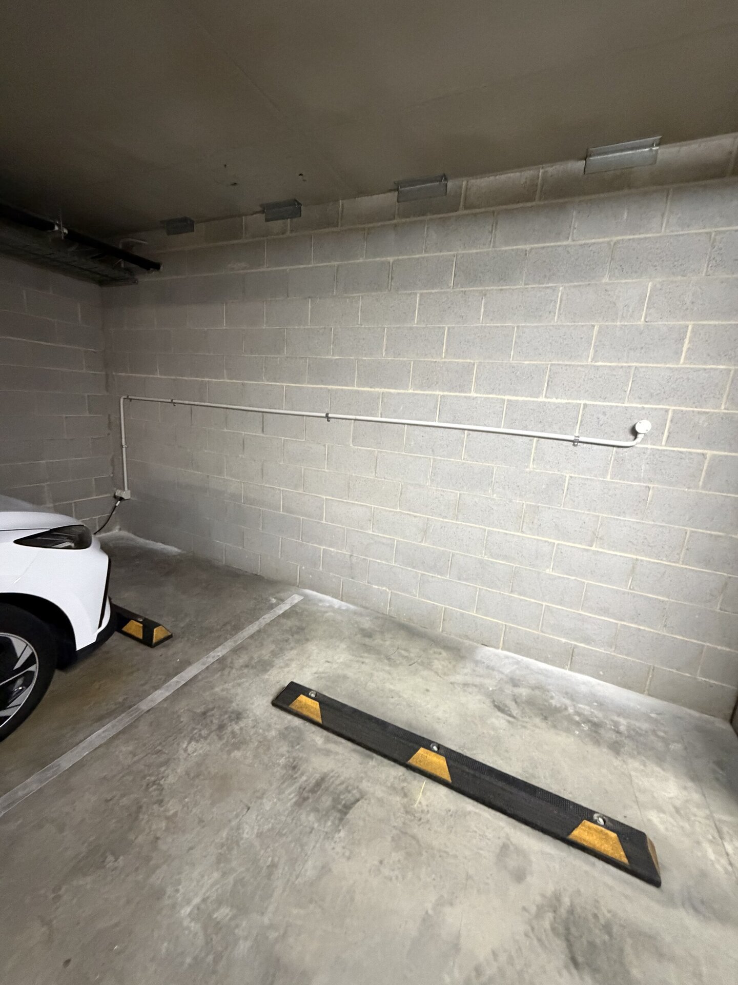 Home EV charger overview image